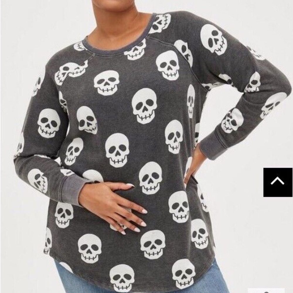 Torrid Crew Neck Sweater in Classic Black with Soft Knit Fabric